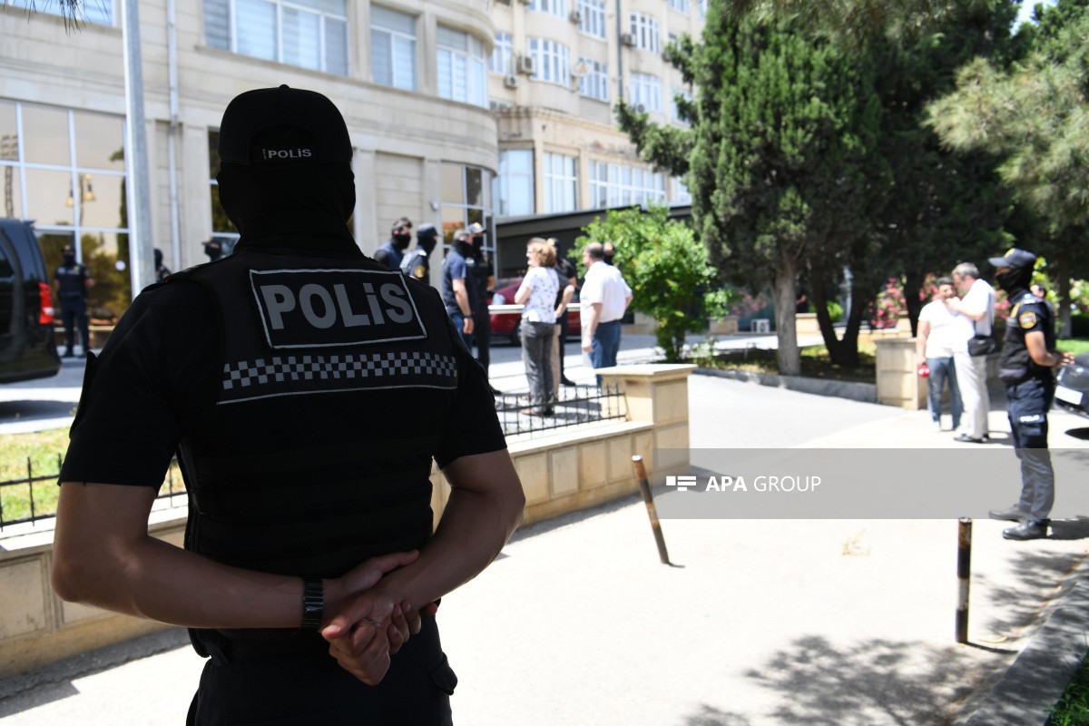 Deux agents du FSB russe, affiliés à Sputnik Azerbaijan, arrêtés