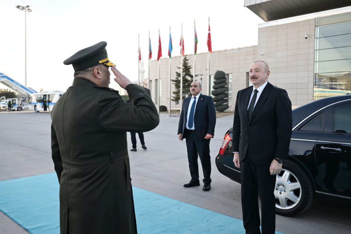 Le président Ilham Aliyev termine sa visite de travail en Türkiye