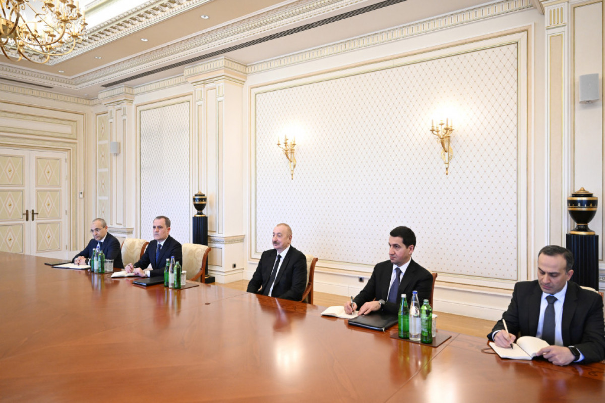 Le président Aliyev reçoit le ministre bulgare des Affaires étrangères