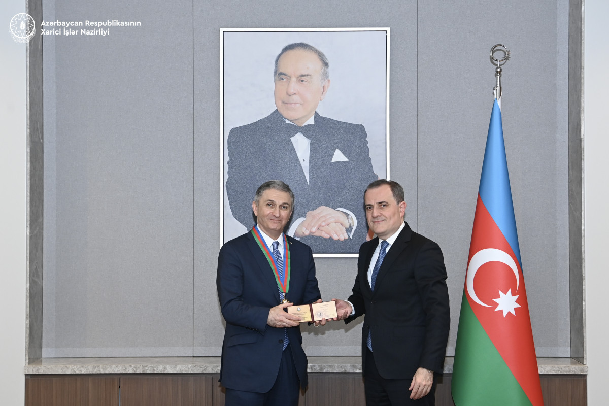 Le chef de la diplomatie azerbaïdjanaise reçoit l