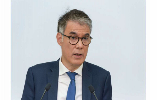«François Bayrou a trahi les Français» en fermant la porte à un retour de la retraite à 62 ans, dénonce Olivier Faure