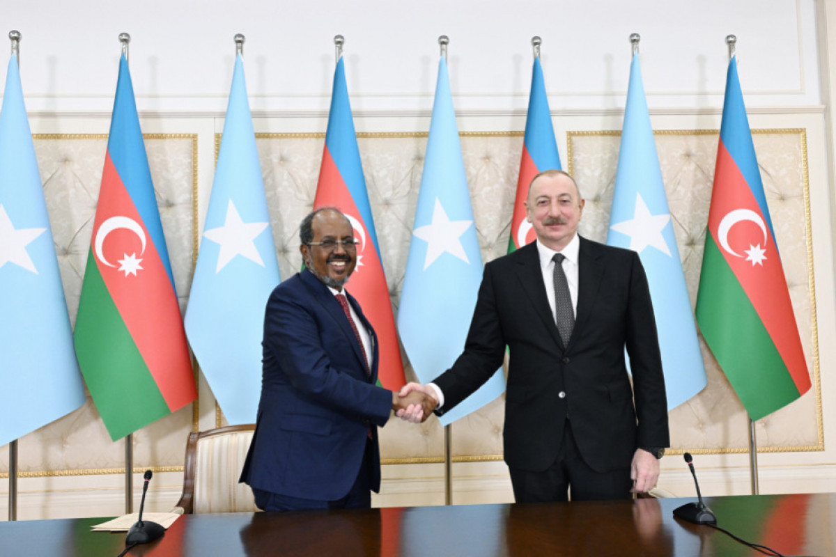 Le président somalien félicite son homologue azerbaïdjanais à l