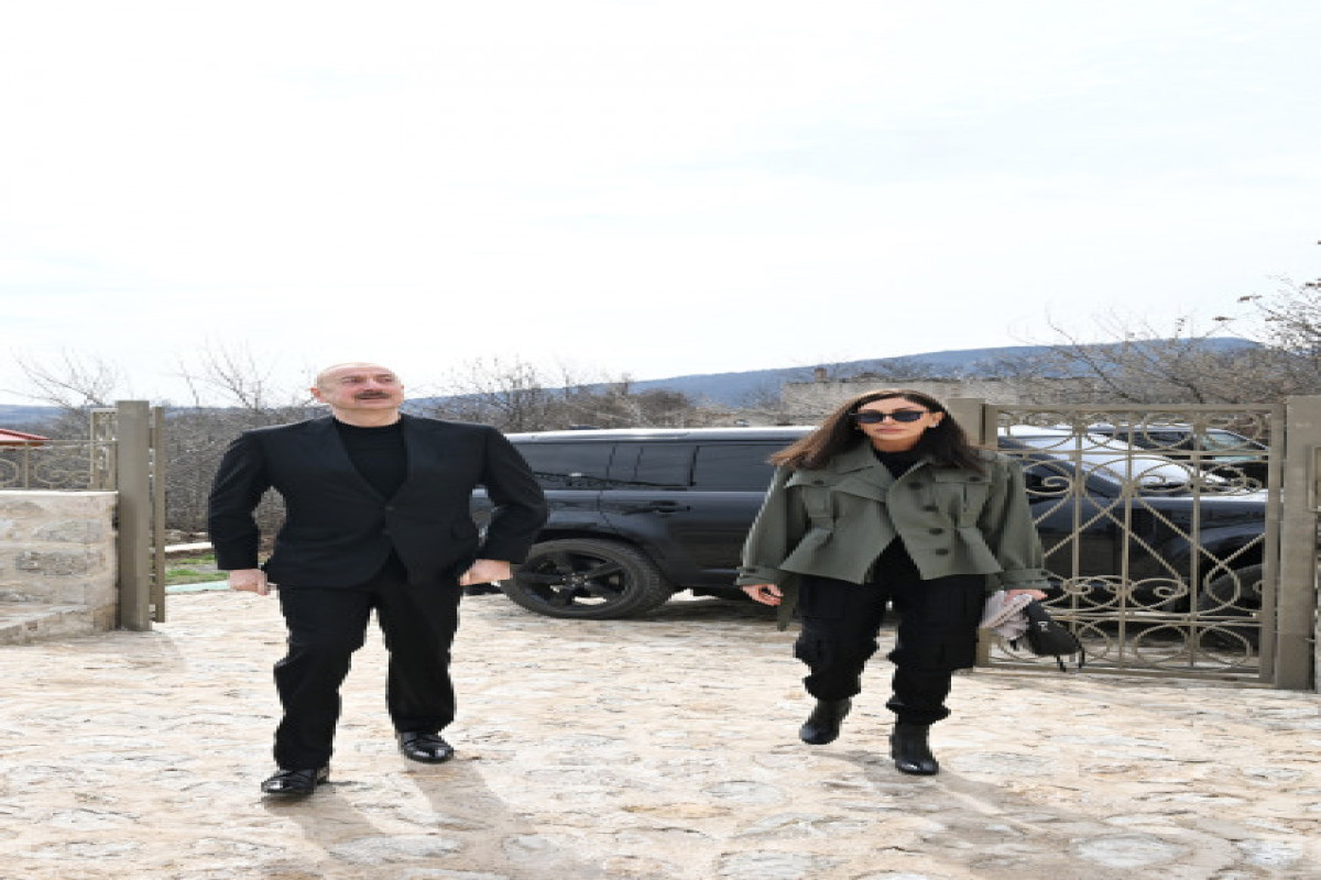 Ilham Aliyev et Mehriban Aliyeva assistent à plusieurs inaugurations à Choucha