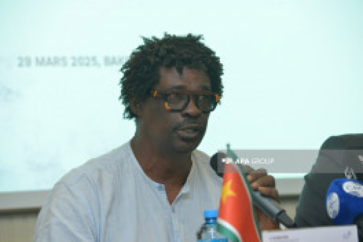 Bakou accueille une conférence de presse sur le colonialisme - Photo 