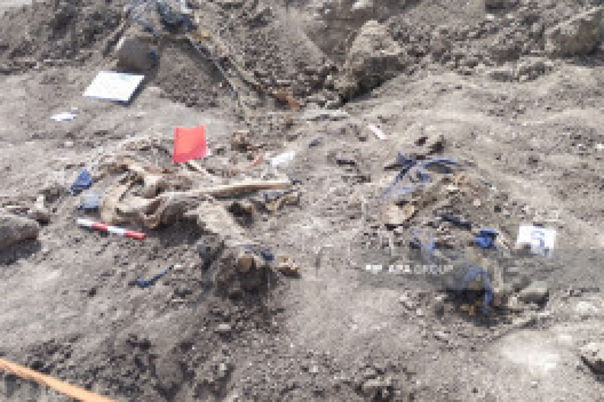 L'Azerbaïdjan découvre deux fosses communes à Choucha et Khodjaly - Photo 