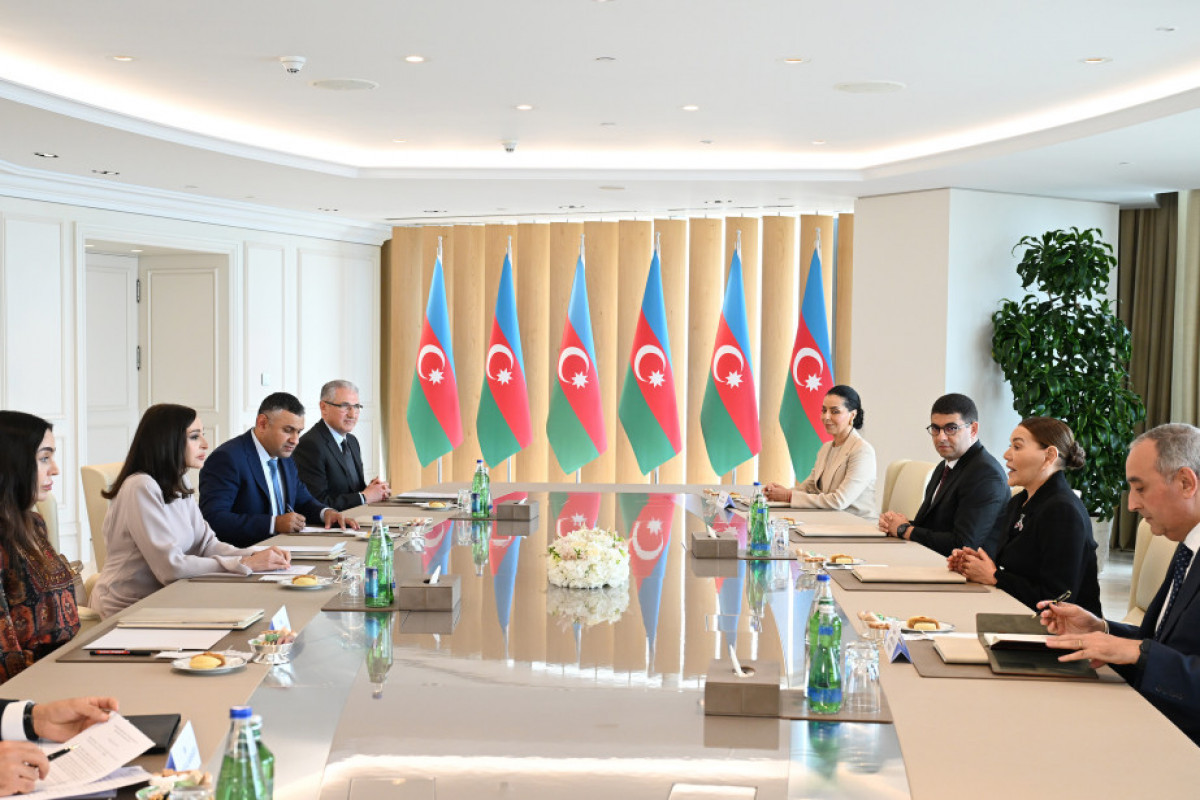 La première vice-présidente Mehriban Aliyeva rencontre la princesse Lalla Hasnaa du Maroc