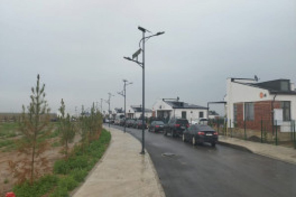 Les Premiers ministres azerbaïdjanais et biélorusse prennent connaissance les travaux de reconstruction du village de Sarydjaly de la région d'Aghdam