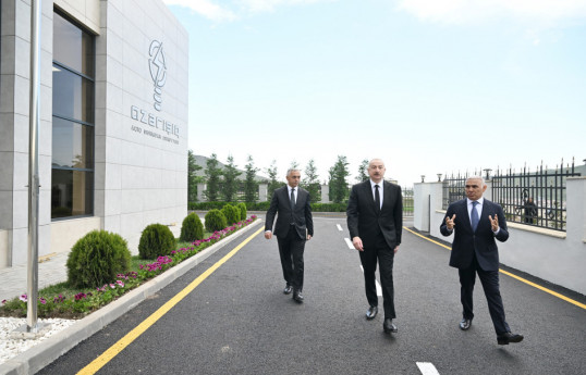 Le président Aliyev participe à l’inauguration d’une sous-station électrique et d’un centre de gestion numérique à Khodjaly