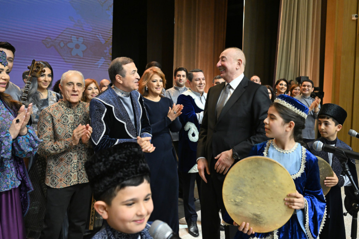 Le président Aliyev et la première dame Mehriban Aliyeva participent à la cérémonie d’inauguration du Centre du mougham d’Aghdam