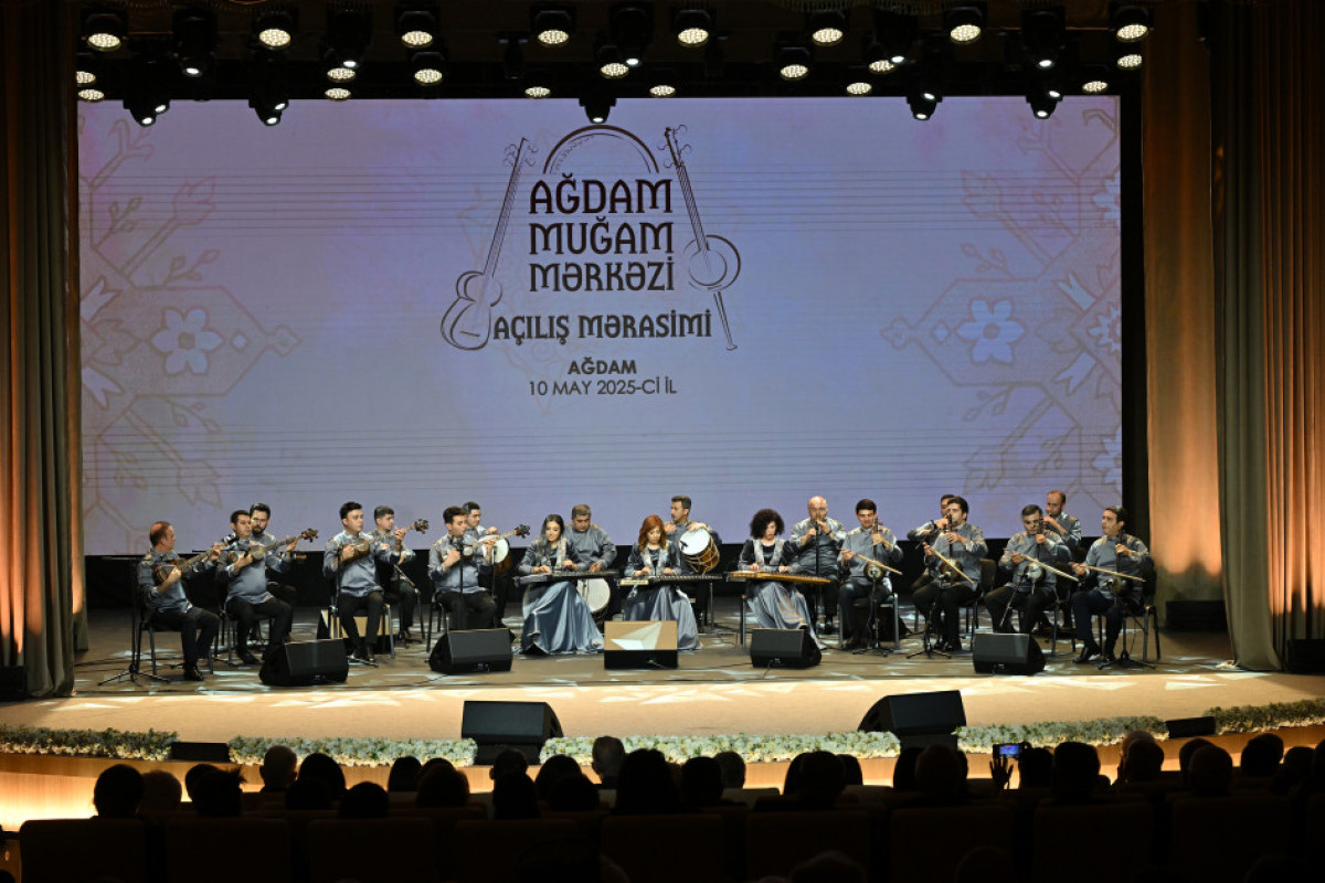 Le président Aliyev et la première dame Mehriban Aliyeva participent à la cérémonie d’inauguration du Centre du mougham d’Aghdam