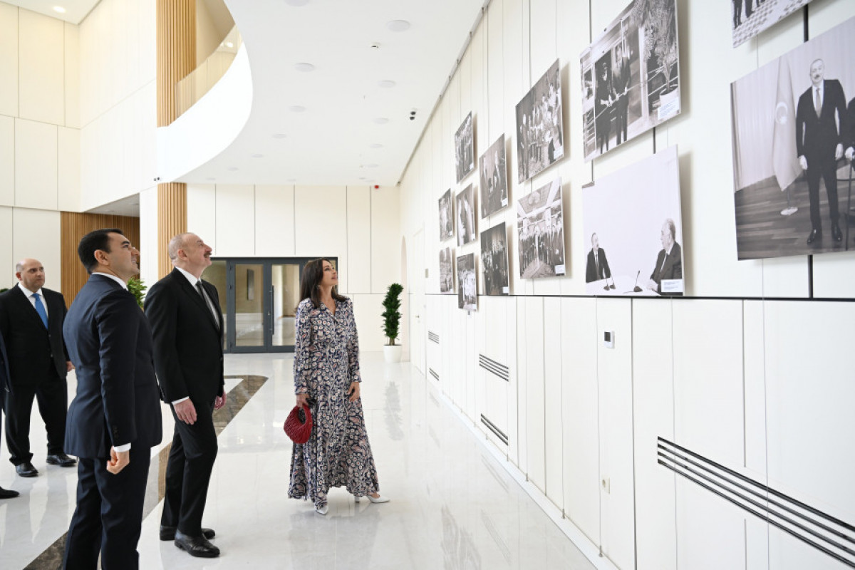 Le président Aliyev et la première dame Mehriban Aliyeva participent à la cérémonie d’inauguration du Centre du mougham d’Aghdam