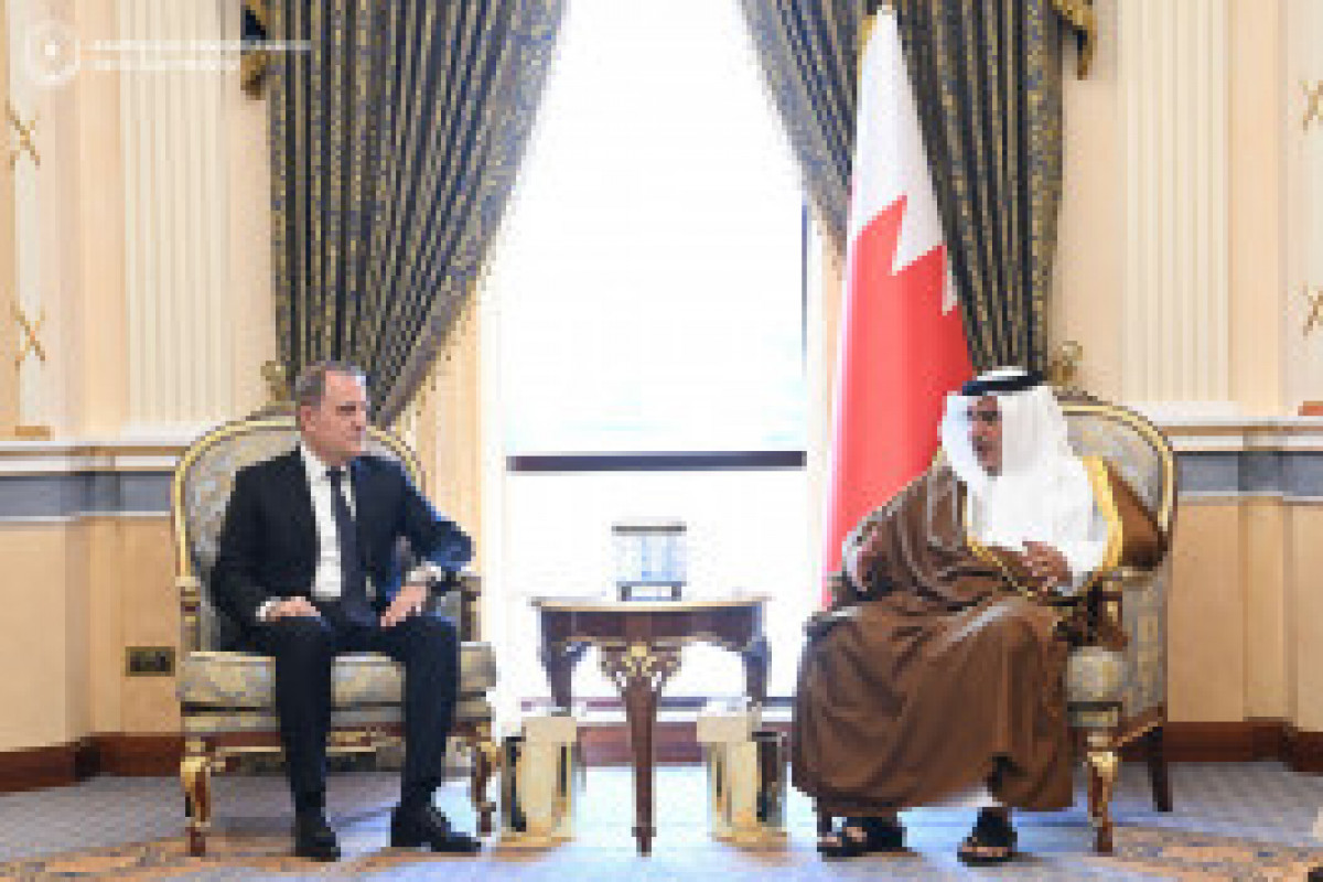 Entretien entre le ministre azerbaïdjanais des Affaires étrangères et le prince héritier de Bahreïn