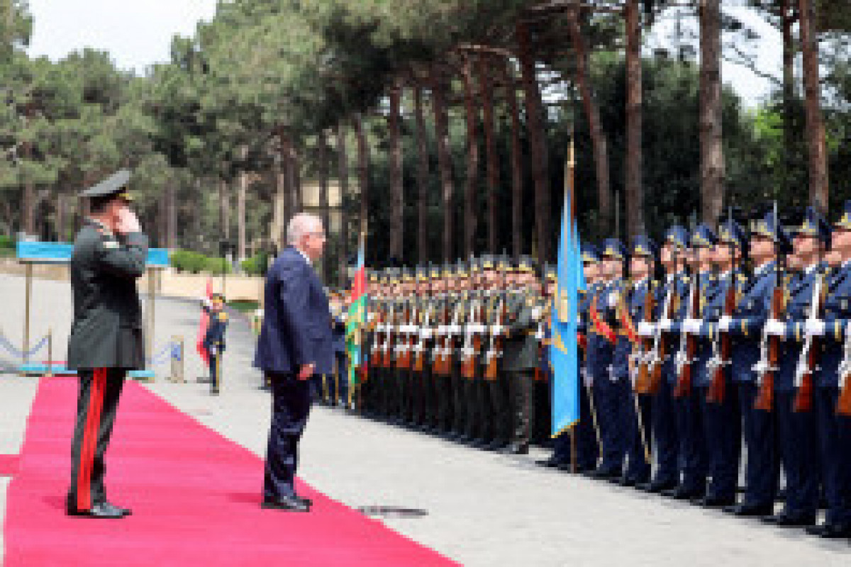 Rencontre des ministres de la Défense d'Azerbaïdjan et de Türkiye - Vidéo 