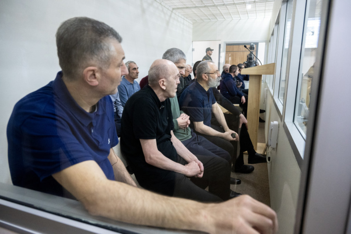 Examen des preuves fournies par des organisations internationales et des médias étrangers confirmant l’occupation par l’Arménie des terres azerbaïdjanaises