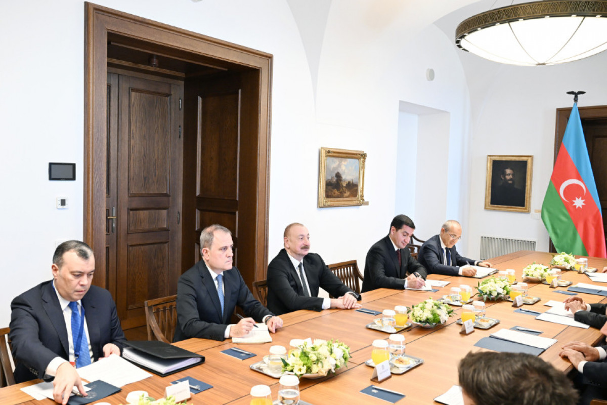 Budapest : une réunion élargie entre le président Aliyev et le Premier ministre Orban
