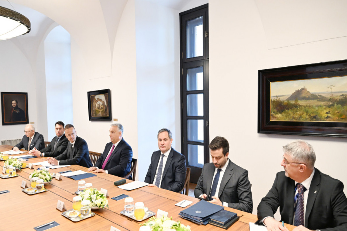Budapest : une réunion élargie entre le président Aliyev et le Premier ministre Orban