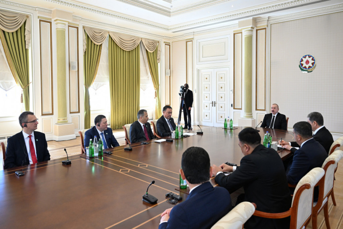 Ilham Aliyev reçoit une délégation de participants à la 2e réunion des ministres de l’Intérieur de l’Organisation de Etats turciques