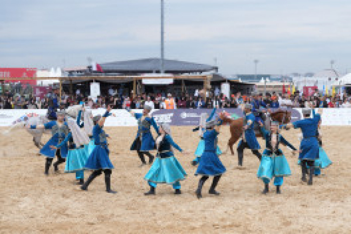 L'Azerbaïdjan représenté au 7e Festival Culturel Etnospor - Photo 