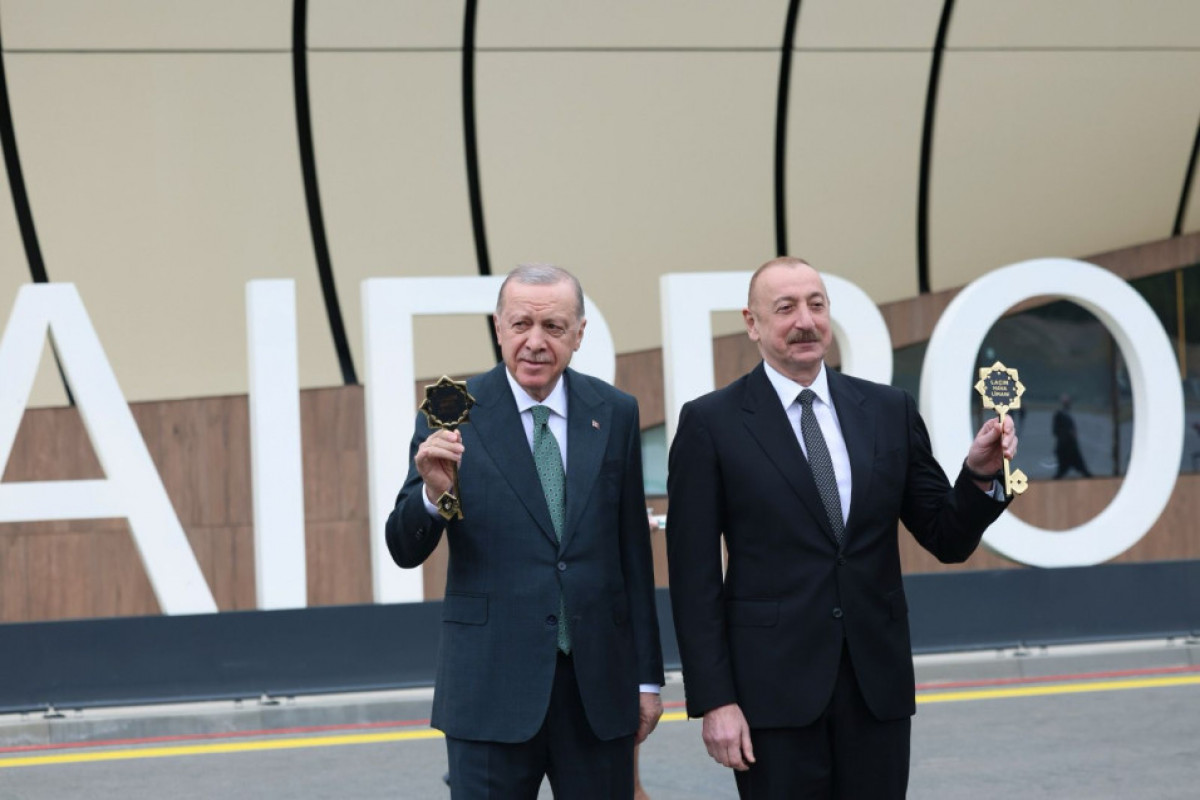 Cérémonie inaugurale de l'Aéroport international de Latchine marquée par la présence des présidents azerbaïdjanais et turc