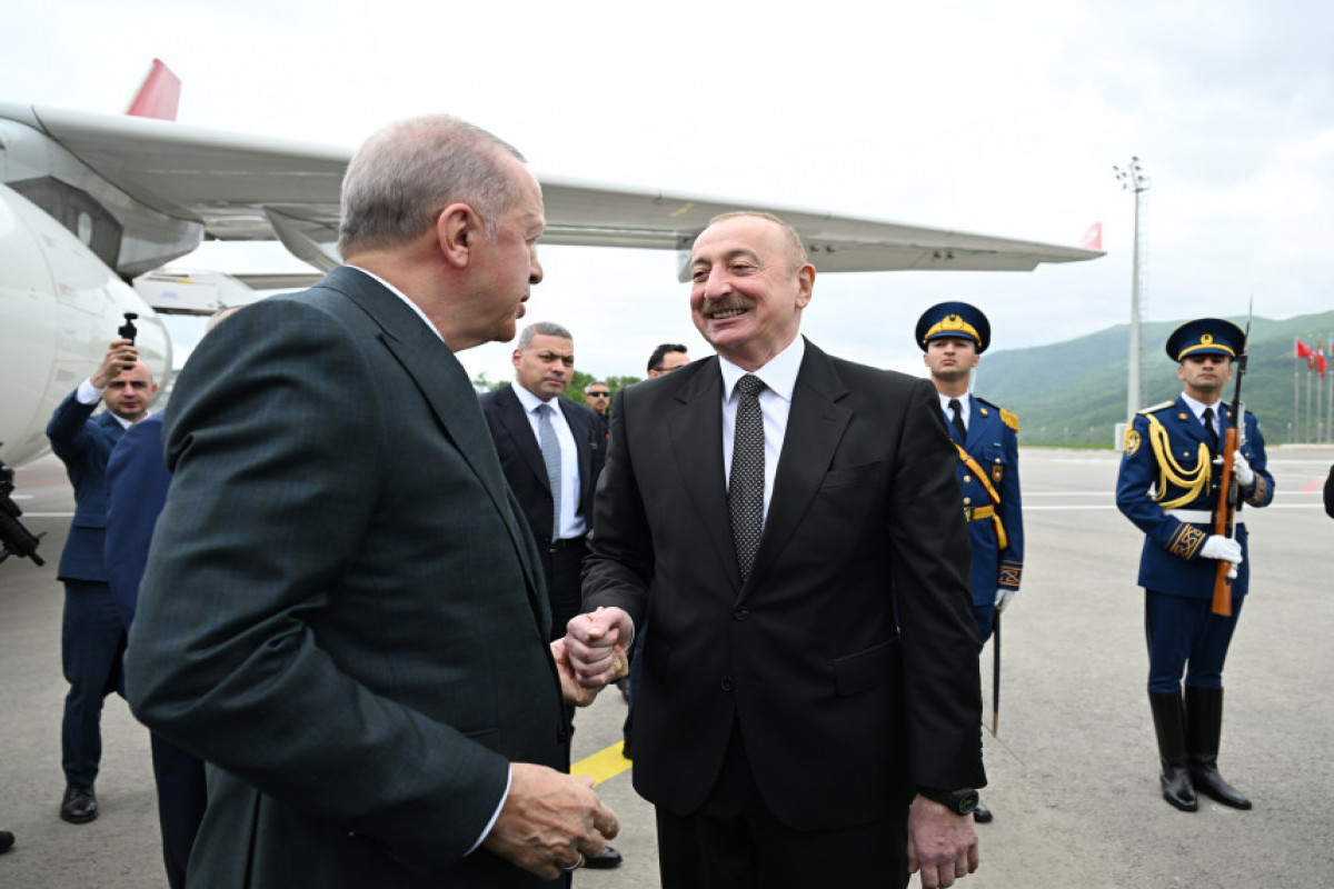 Cérémonie inaugurale de l'Aéroport international de Latchine marquée par la présence des présidents azerbaïdjanais et turc