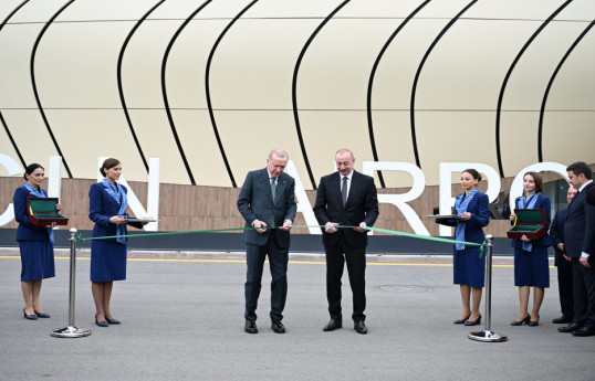 Cérémonie inaugurale de l'Aéroport international de Latchine marquée par la présence des présidents azerbaïdjanais et turc