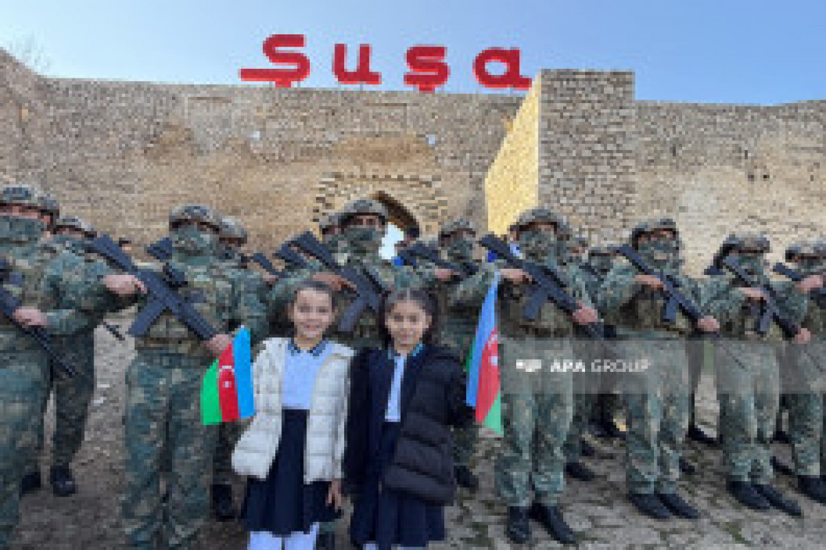 Jour de la Victoire : Défilé militaire à Choucha