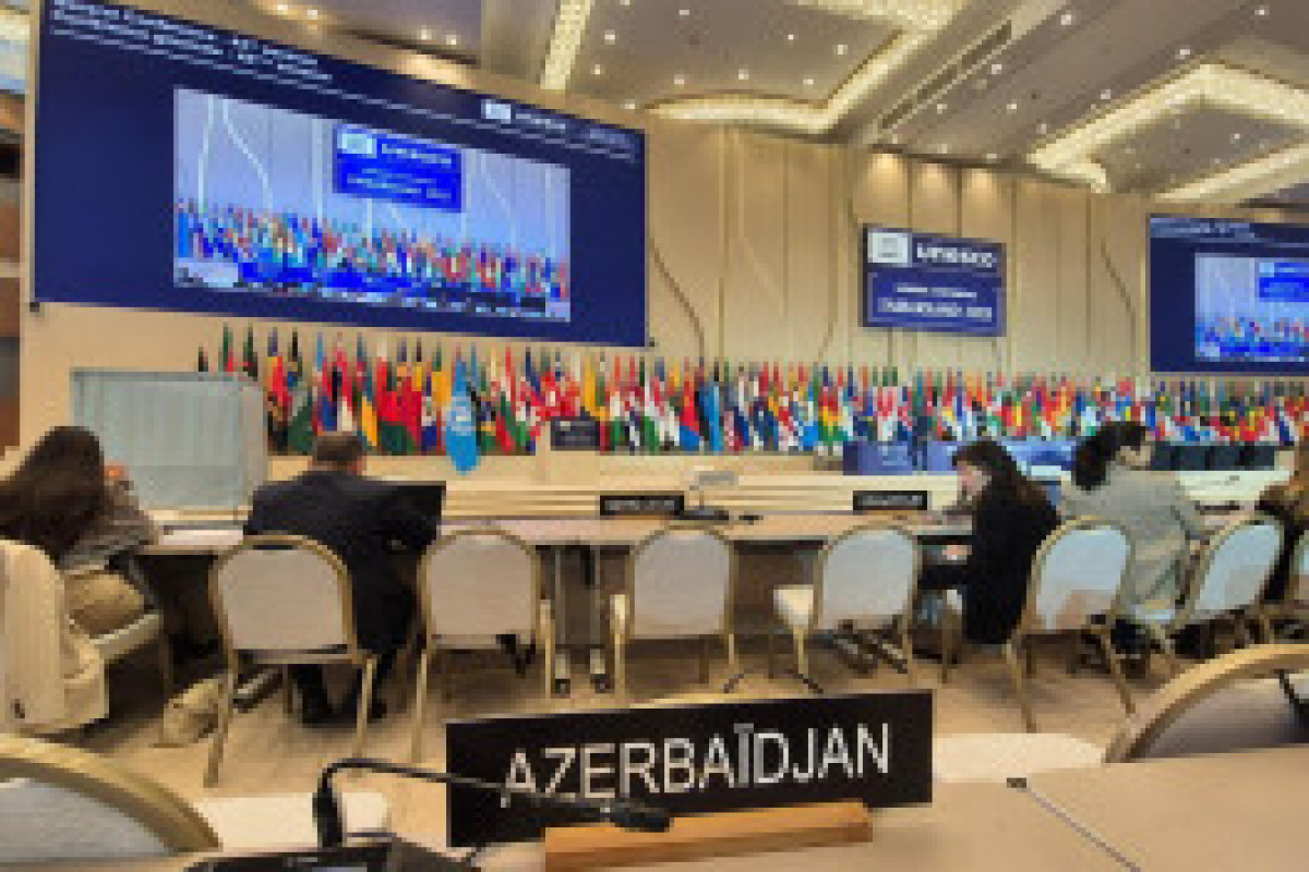 Le vice-ministre azerbaïdjanais des AE prend part à la 43e Conférence générale de l'UNESCO à Samarcande