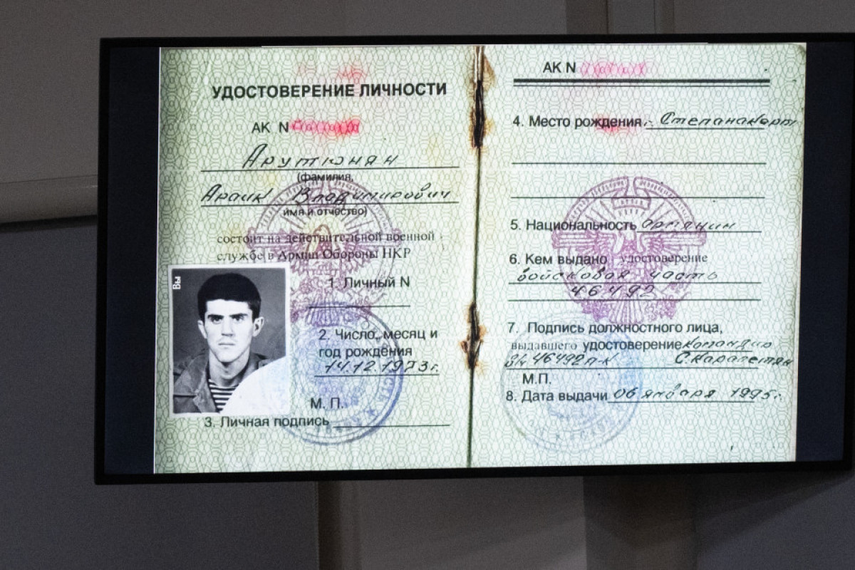 Les preuves relatives à Araïk Haroutiounian, Levon Mnatsakanian, Bako Sahakian, David Manoukian et Arkadi Ghoukassian sont présentées lors du procès