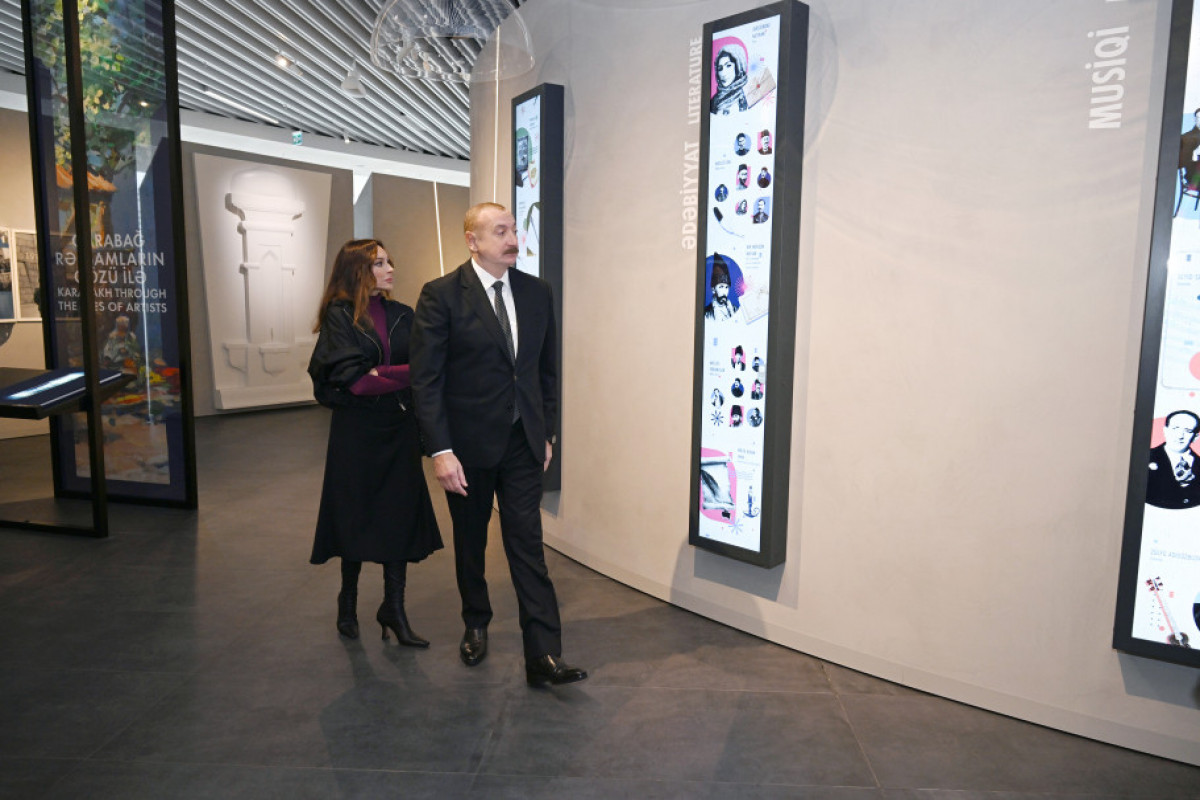 Ilham Aliyev et Mehriban Aliyeva participent à la cérémonie d'ouverture du Musée de la Victoire