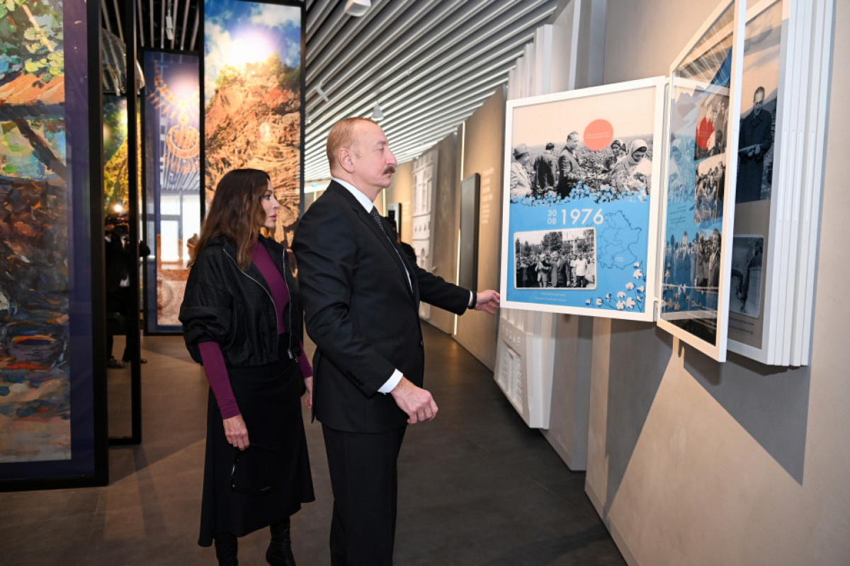Ilham Aliyev et Mehriban Aliyeva participent à la cérémonie d'ouverture du Musée de la Victoire