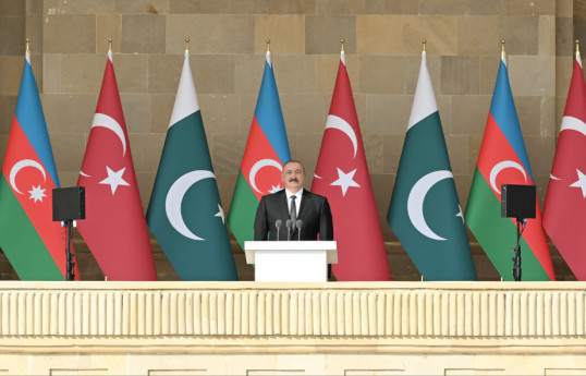 Aliyev : Aujourd’hui, la participation des soldats turcs à notre défilé militaire est une nouvelle manifestation de notre unité