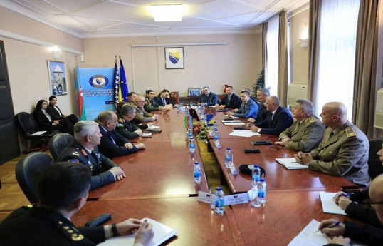 Un plan de coopération militaire a été signé entre l’Azerbaïdjan et la Bosnie-Herzégovine