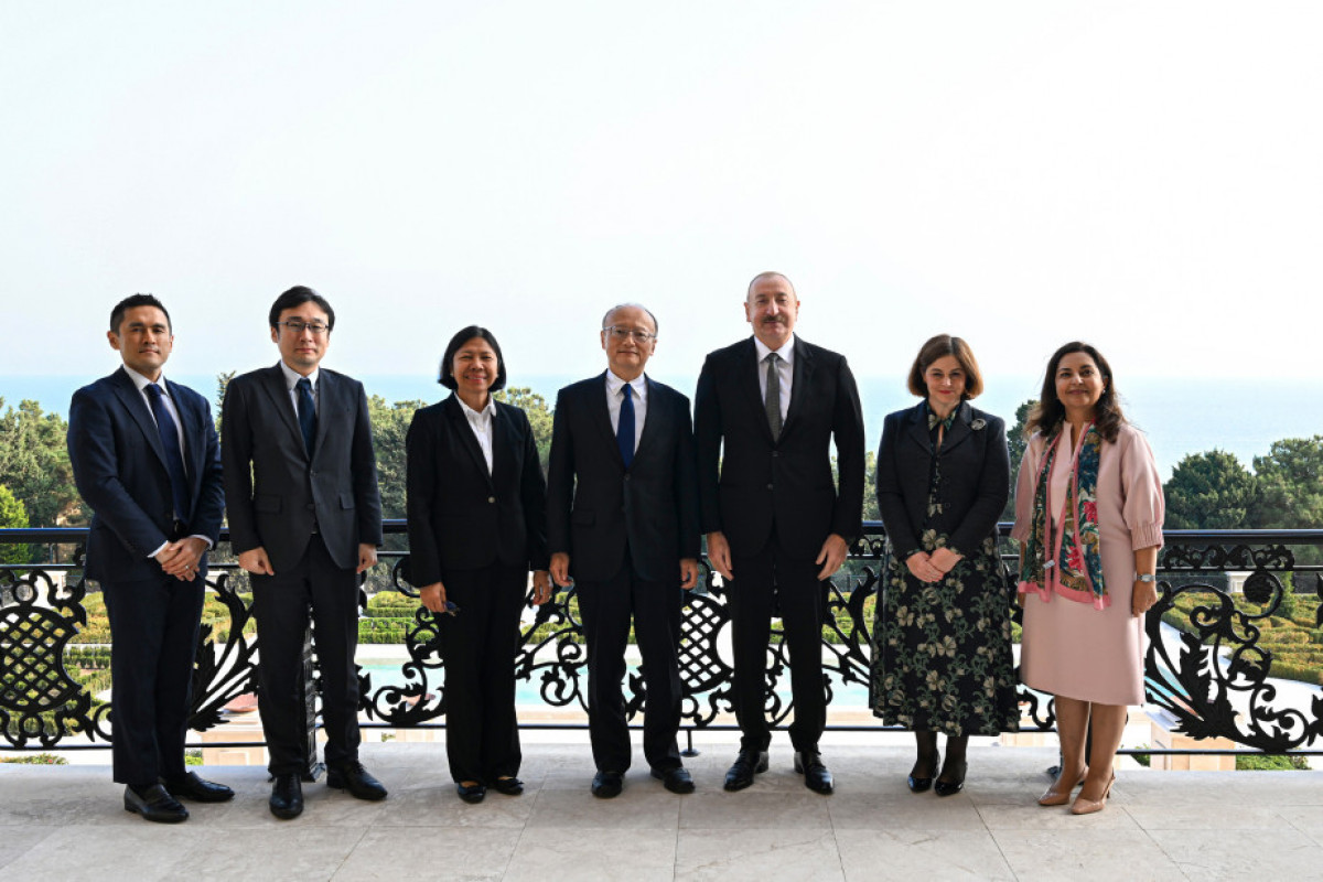 Le président Ilham Aliyev reçoit une délégation de la Banque asiatique de développement