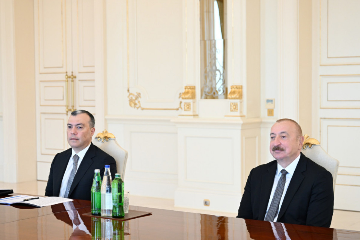 Le président Ilham Aliyev reçoit une délégation de la Banque asiatique de développement