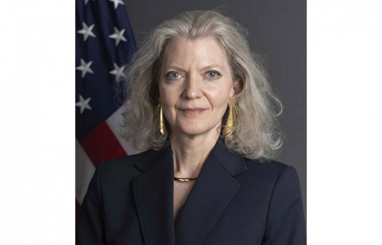 Sous-secrétaire américaine Allison Hooker