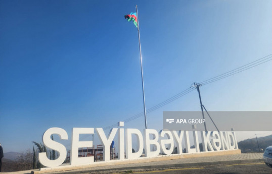 Un nouveau retour dans le village de Seyidbeyli de la région de Khodjaly