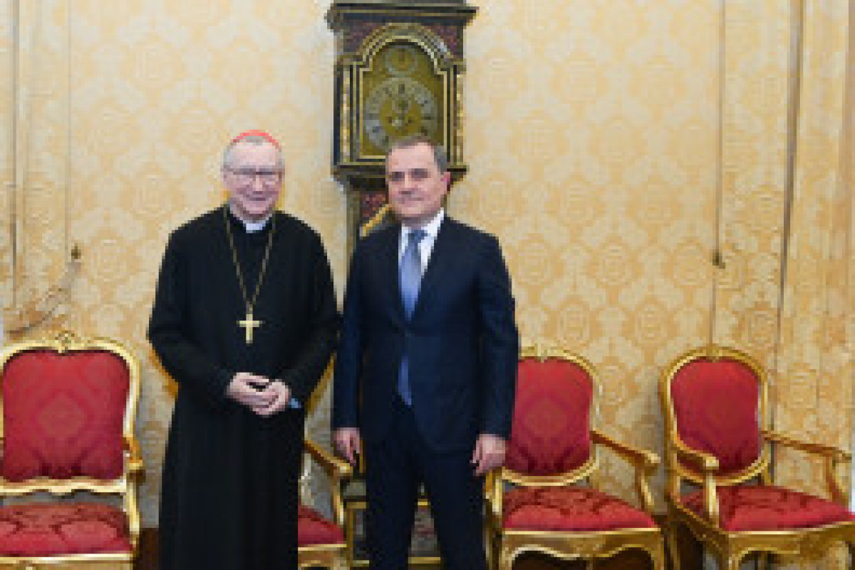Djeyhoun Baïramov a évoqué le processus de normalisation des relations avec l'Arménie lors de sa visite au Vatican