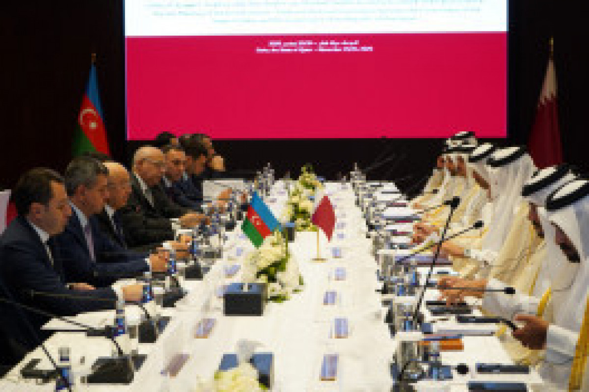 Réunions de la Commission mixte Azerbaïdjan-Qatar et du Conseil des affaires à Doha - VIDÉO 