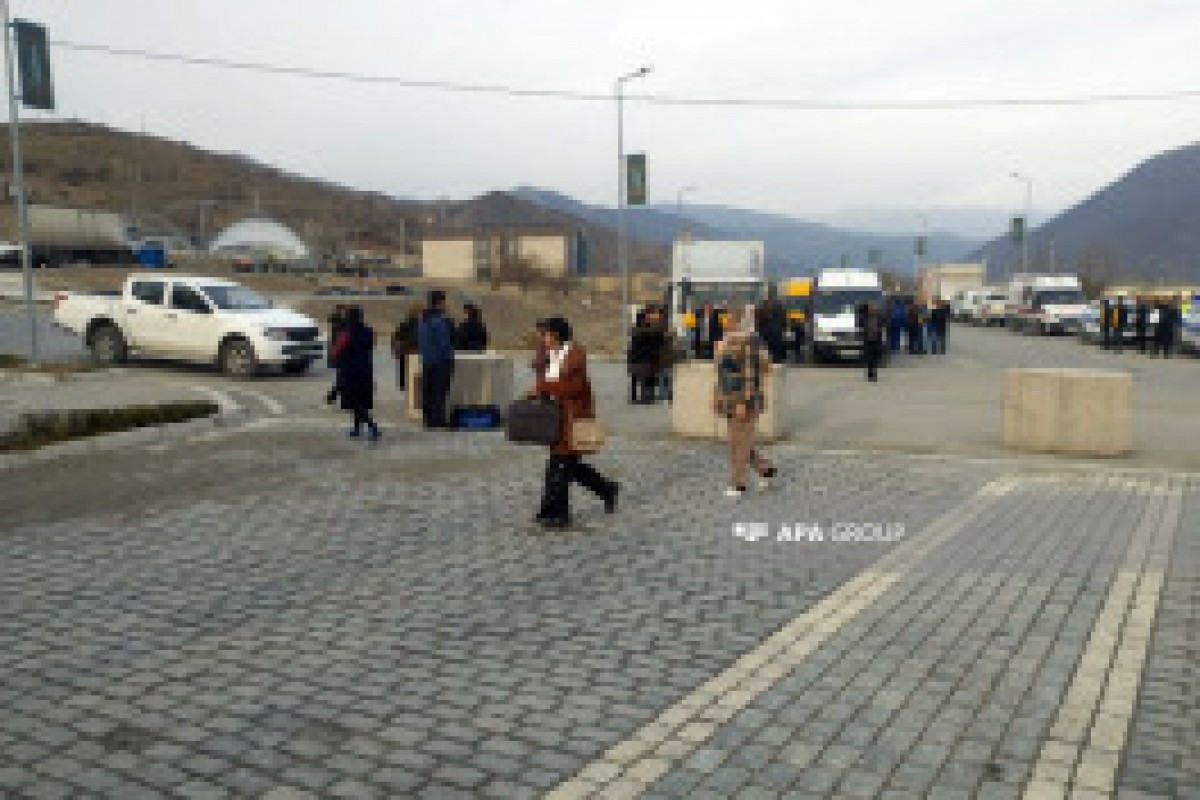 Kelbedjer : les nouveaux résidents reçoivent les clés de leurs maisons