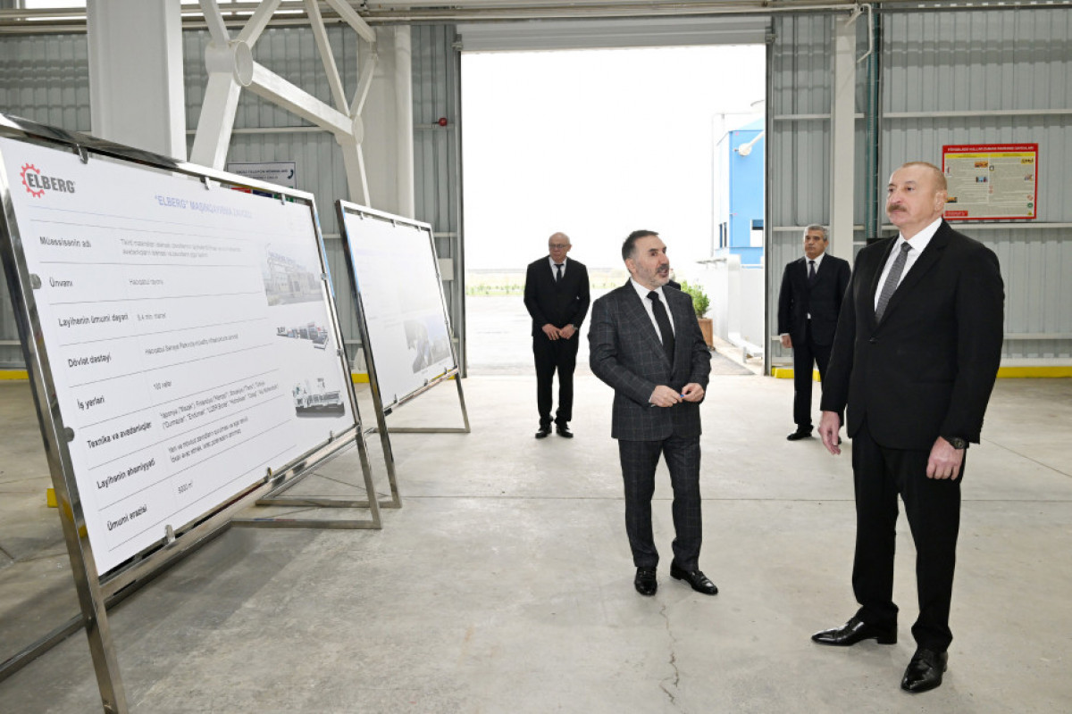 Ilham Aliyev participe à l’inauguration de l’usine de laine de roche AZWOOL