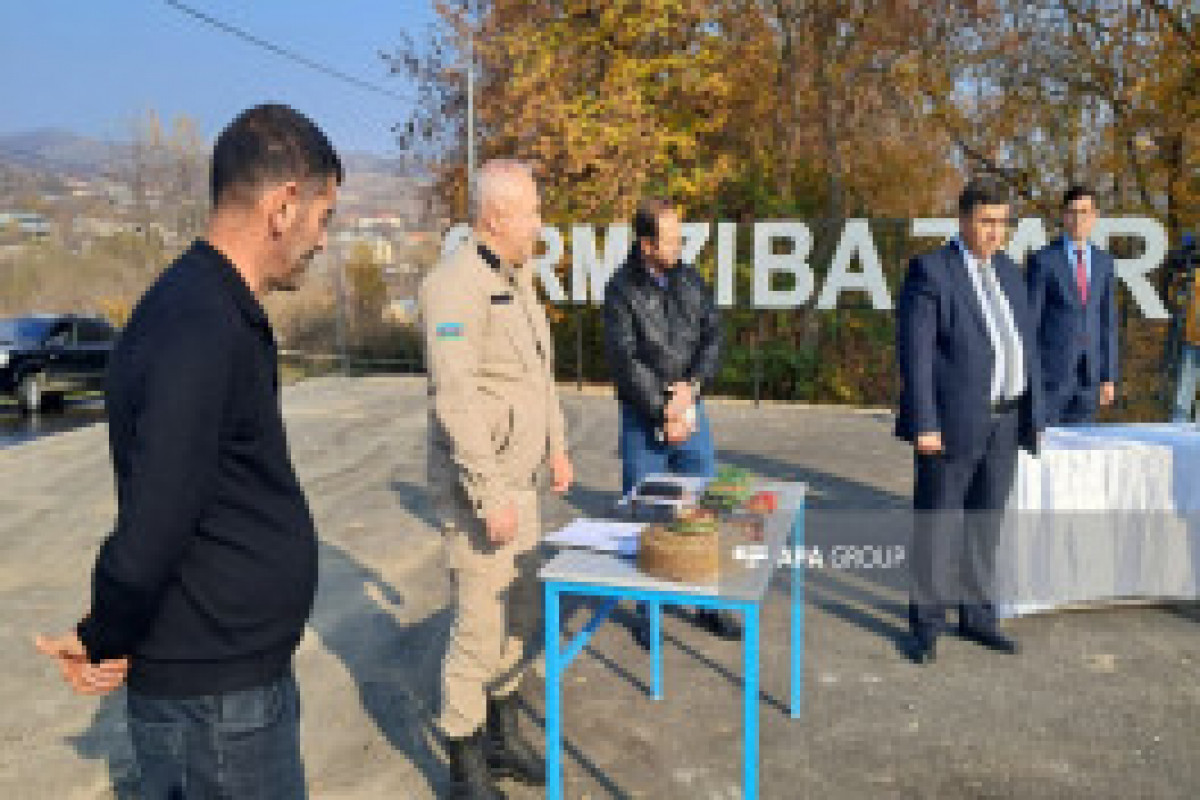 Réinstallation d'un nouveau groupe de déplacés internes à Khodjavend