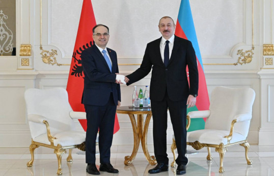 Présidents Ilham Aliyev et Bajram Begaj