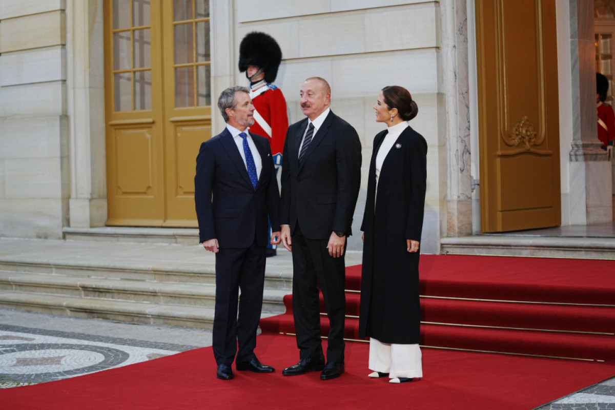 Le président azerbaïdjanais assiste à un banquet à Copenhague