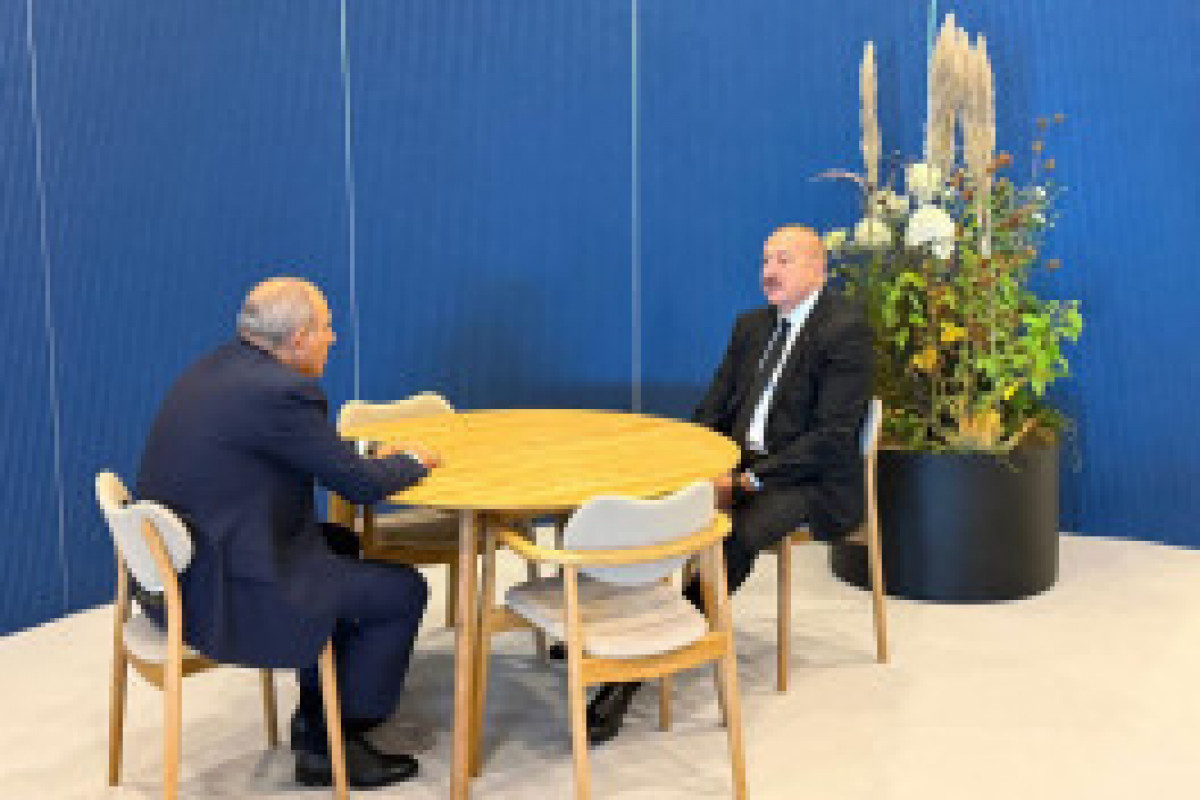 Copenhague: le président Ilham Aliyev rencontre le Premier ministre arménien Nikol Pachinian - Photo - Mise à jour 