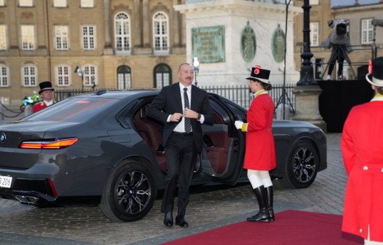 Le président azerbaïdjanais assiste à un banquet à Copenhague