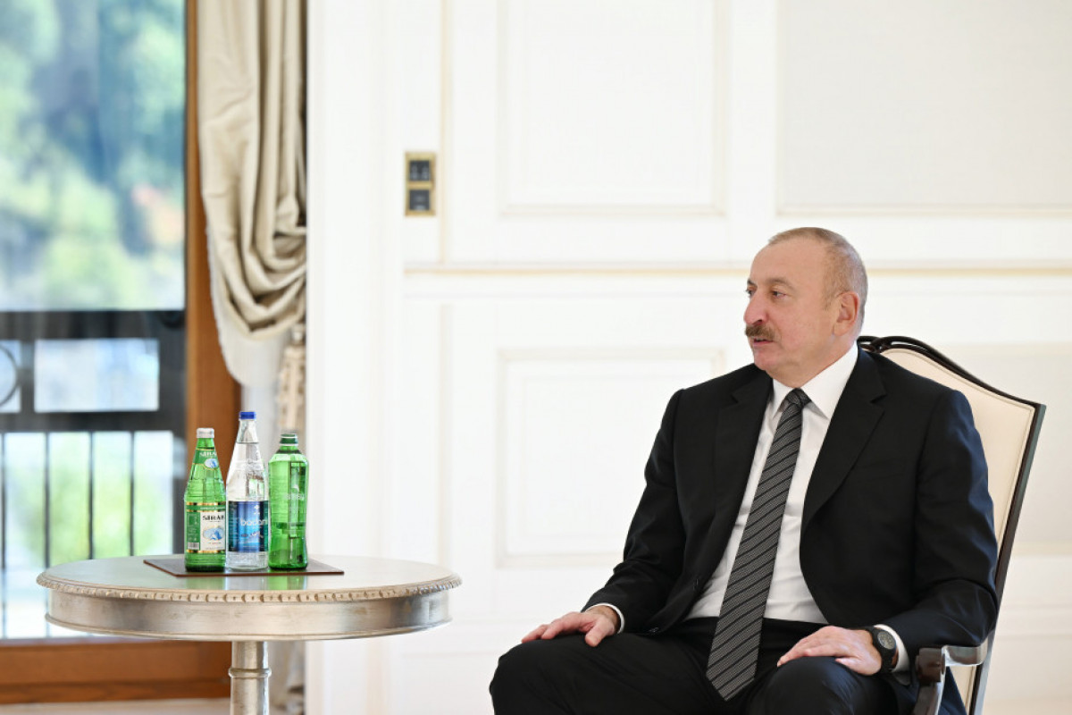 Le président azerbaïdjanais rencontre le président de la République turque de Chypre du Nord