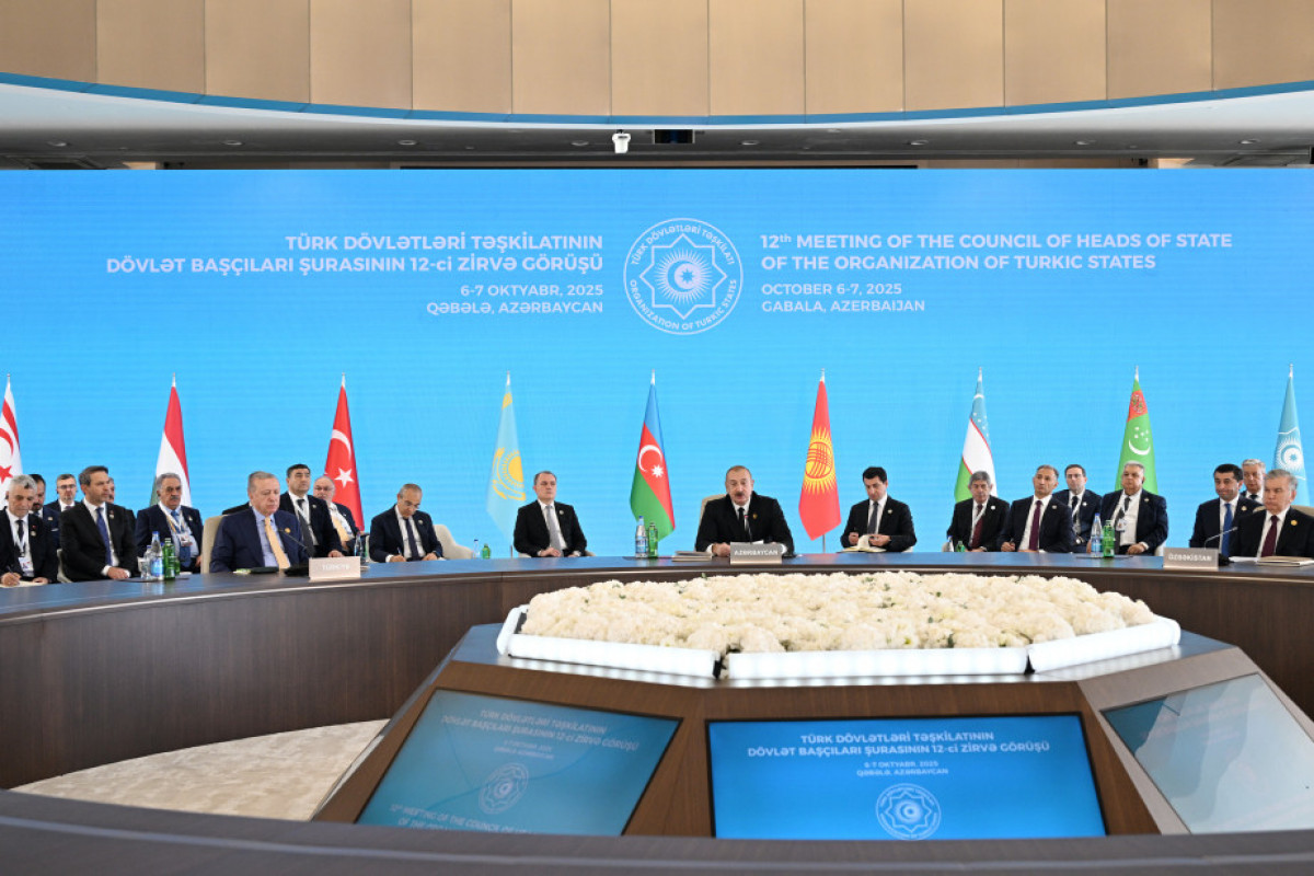 Avec les pays de l’Organisation des États turciques, l’Azerbaïdjan a réalisé de nombreux projets d’investissement importants