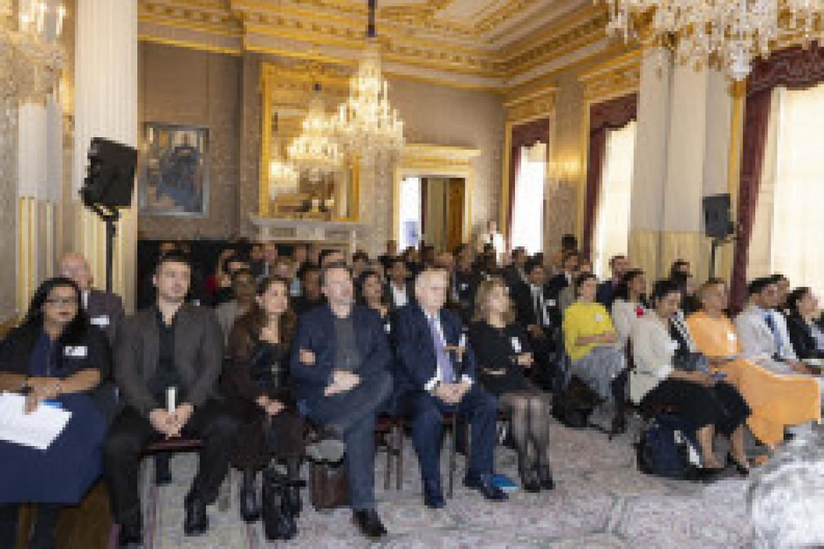 La vice-présidente de la Fondation Heydar Aliyev participe au dialogue phare sur le climat à Londres
