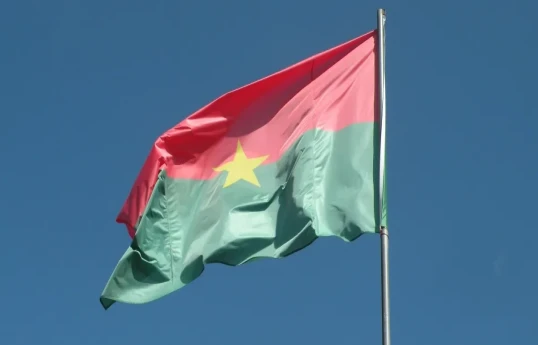 Burkina Faso : huit membres d’une ONG, dont trois ressortissants européens, arrêtés pour «espionnage»