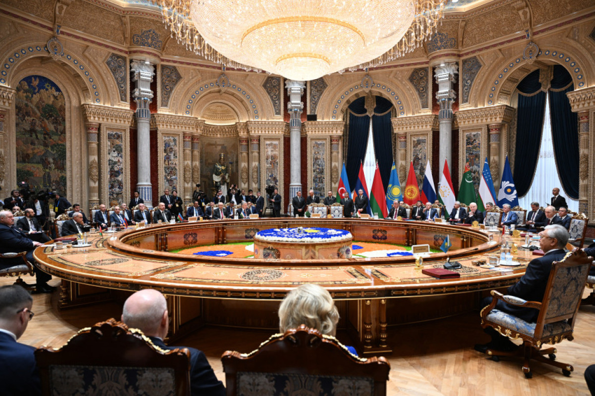 Le président azerbaïdjanais participe à la réunion du Conseil des chefs d’Etat de la CEI à Douchanbé
